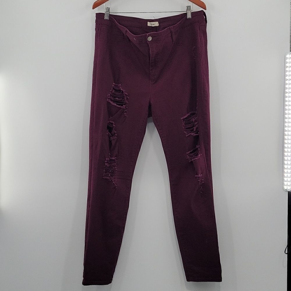3 For $20 Pello Jeans Maroon rip pants size 20.